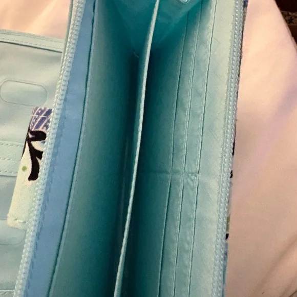 Vera Bradley Antilles Treasure Turn Lock Quilted Wallet - Picture 5 of 9